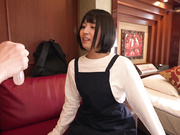 [SDTH-038] 実家暮らしの隠れ肛門ビッチ アラサー喪女 埼玉 川越 ■■通り ゲームショップ店員 星奈さん（仮名・28歳） 初AV出演 大量浣腸 AtoM 3穴SEX - 2of5