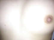 玩王者荣耀认识的护校小闺女儿来找网友玩，上来就被迷了，喂她吃大鸡巴然后捅进去内射附生活照