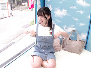 [SETM-013] マジックミラー号 都内有数のお嬢様大学に通う高学歴女子大生に 100の淫語を言わせたら、純白のパンツに染みをつくってしまうのか検証！2 - 1of5