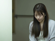 [START-128] 10年ぶり姉弟風呂。勃起を抑えきれなかった童貞弟と姉は毎日SEXしている。青空ひかり - 1of5