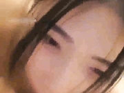 蜜儿夫妻8月新作,半夜在家直播时诱导会员送礼物说：把你们的礼物走走我就好好干.结果累得蜜儿说让我歇会在干!真心漂亮