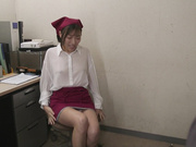 [DLDSS-358] 「私をエッチな目で見てほしいから」豪雨でビショ濡れの日も濡れ透け出勤して職場の男性たちを誘惑する欲求不満の人妻スーパー店員 峰玲子 - 4of5