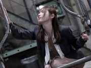 [FSDSS-896] 町工場。手錠の鍵は膣の中。あなたは「助けて」と言われ彼女を助けることはできますか？ 天使もえ - 3of5