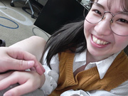 [APGH-033] 「シたくてたまらないの…」とハニかむ欲求不満の陰キャ女子をご無沙汰セックスに誘ったら淫乱に火がつきました - 1of5