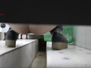 最新流出某學院公共女廁多角度拍攝各式美女如廁 貌似最後被妹子發現了大叫色狼 1080P高清原版