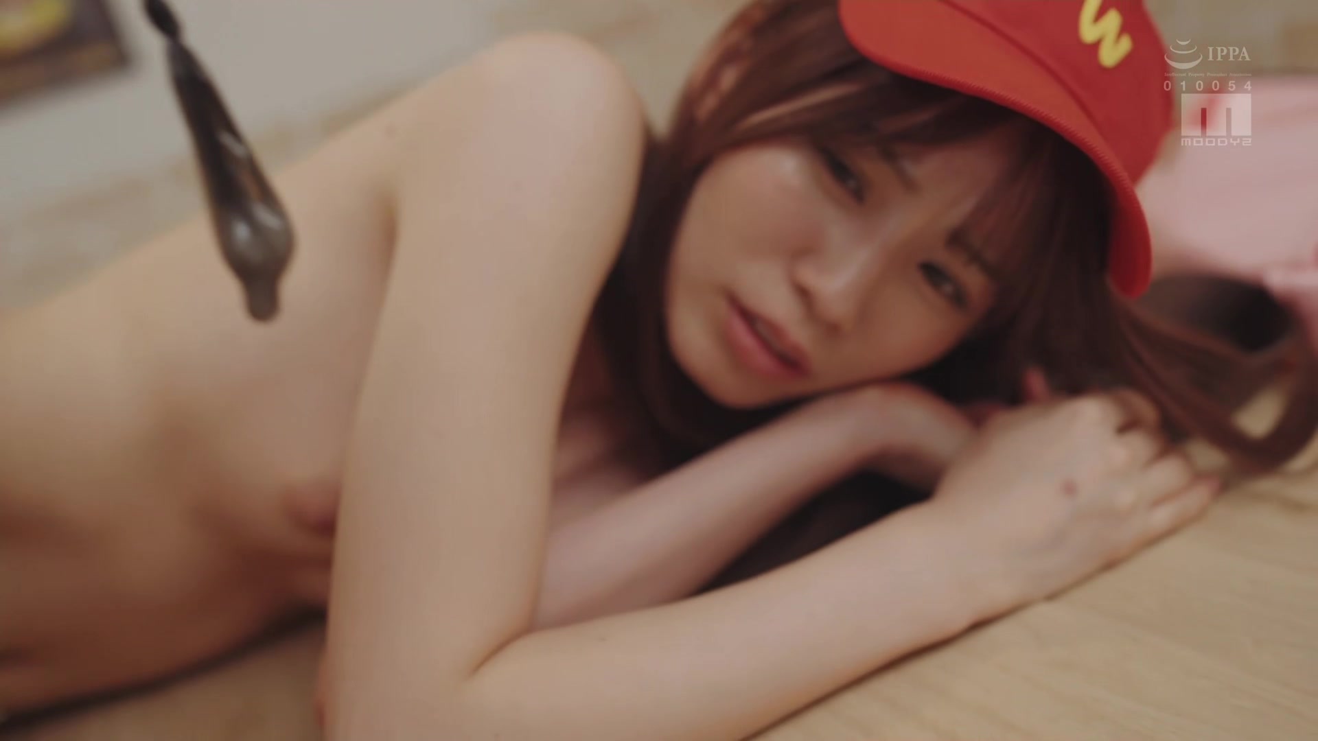 [MIMK-201] 经典漫改 出轨写实录影 他和我和店长的深夜加班 未步奈奈【破解】 - 2of5