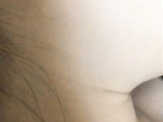 紋身漂亮妹子鏡頭前與男友現場表演雙人啪啪大秀 跪舔雞巴翹臀後入幹得直叫求饒 對白淫蕩