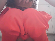 坑神潛入國內某購物中心簡陋蹲坑定點偸拍各式美女少婦如廁 有個拉稀的妹子稀疏的陰毛看得讓人欲火焚身 720P高清原版