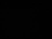 老婆的閨蜜大胸白虎妹子最近失戀喝了不少酒躺在床上用手給她搞興奮了把給她幹了～720P高清