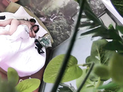 主題酒店拍攝到的胸大漂亮美女與男友開房愛愛 貌似有點不願意反抗 完事後第二次竟主動求操 露臉高清