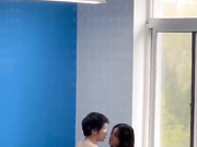 这两人胆子不是一般的大 自习室开干被同学录了下来