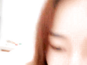 风情姐妹花还有一个小哥哥，全程露脸黑丝诱惑，撩骚互动听指挥，口交大鸡巴激情上位让小哥抱着草，精彩刺激