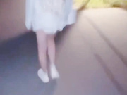 《意淫自己妹妹》妹妹和妈妈吵架离家出走❤️半夜找到气得我直接把她按在户外滑滑梯上狂操嫩穴无水印原版