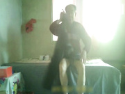 大爷出租屋双飞两个村妓大爷这把年纪动作还挺标准的干完还问人家做饭没有