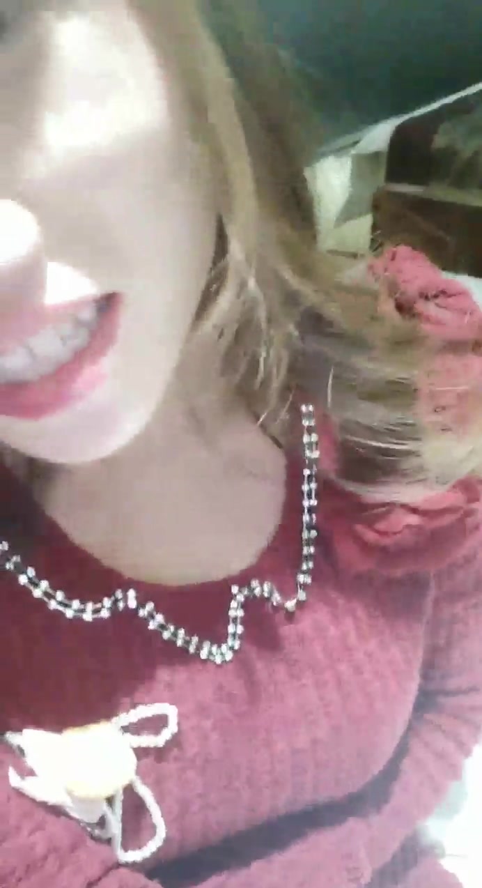 宾馆淫乱4P现在粉丝的福利真不错礼物刷的多可以约炮女主播啪啪对白精彩