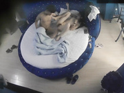 精品特色酒店情趣房偷拍猥琐卷毛哥后射呻吟很大好身材女友