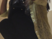 商场厕拍系列 妹子的胸圆润饱满，看起来真不错