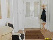 MikesApartment.18.11.27.Tiffany.Tatum.Tempting.Tiffany