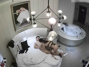 时尚性感的白领美女下班酒店私会情人说：我不能来见你了,一见你就干这事.性感女仆装操完临走时又被干一次!