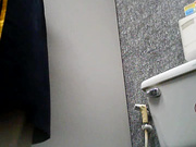 【稀缺外站资源】来自泰国洗手间偷拍系列2 让你看看泰国妹子有多漂亮