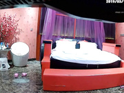 20193月最新出品精品情趣酒店豪华大房大肚腩胖哥和情人偷欢干到嗷嗷叫