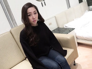 小波浪气质美女