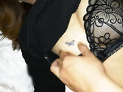 气质漂亮的长发美女晚上和朋友撸串喝多后被带到酒店脱掉短裤尽情玩弄后撕破丝袜狠狠抽插