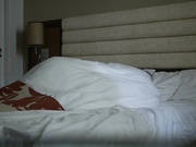 香港某大学年轻小情侣酒店开房体验性爱,美女外表清纯叫床淫荡,男的体力真好高难度姿势快速抽插,速度惊人啊!