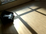 漂亮美女正和人打电话讲到一半被男友拉到房间操逼