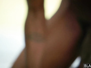 中文字幕 和男朋友分手的苗条妹子一下子欲望就放开了性生活好丰富 这精致身材享受两根大屌真牛啊