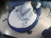 专业炮房猥琐小青年与身材苗条美乳女友啪啪啪肏的很猛把小女友干的尖叫不止淫叫说老公好长太能叫了要哭了