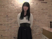 用精液填满娇小可人的日本人多水骚逼 - 内射中出