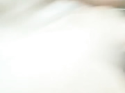 网红脸蛋气质美女主播摸逼呻吟男朋友居然在旁边玩手机害我鸡巴硬邦邦了一晚上