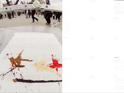 很火的瑞典行为女艺术家MiloMoire在人来人往的广场上全裸BB吐球作画展示行为艺术720P高清