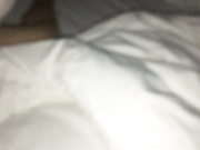 獨家推薦 變態眼鏡哥請隔壁租房的白領小姐姐吃宵夜灌醉帶入酒店任意玩弄 無套內射中出 逼緊水超多～720P高清