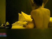 白富美性感小少婦和情人星級酒店偷情 主動張開雙腿配合各種體位幹得直叫求饒 有點猛啊 國語對白～720P高清