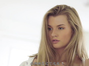 『中文字幕』性爱女友约操男友居家操逼大战